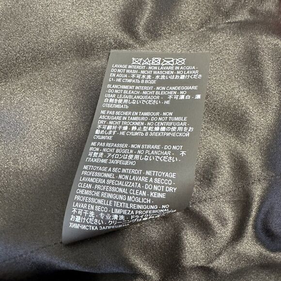 Saint Laurent YSL Women’s F36/4 Studded Red Silk Blend Light Jacket NWT $3290 - Picture 13 of 16